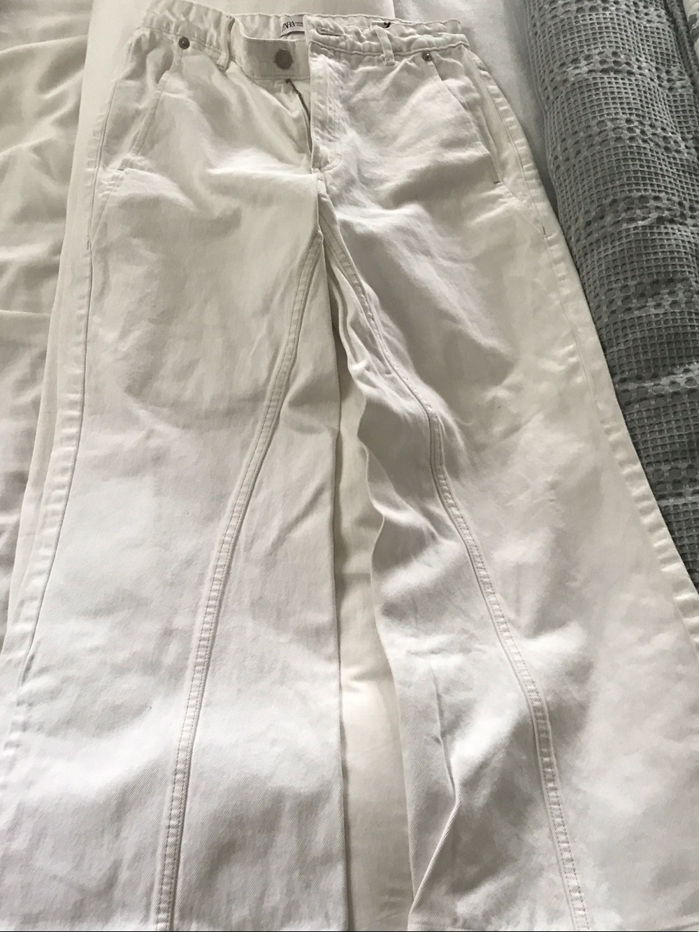 Zara White Wide-Leg Paneled Jeans